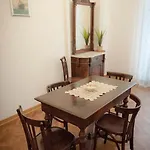 Πανσιόν Domus Liberta - Boutique 4*