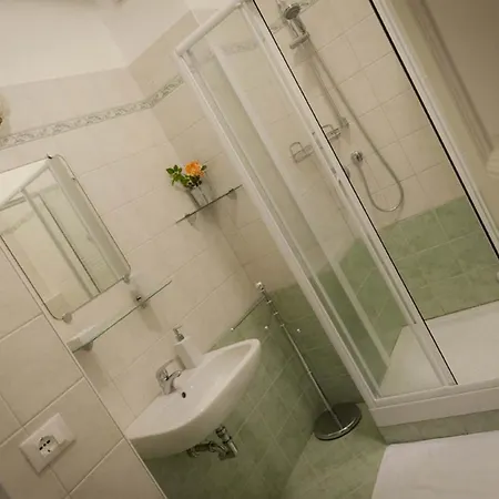 Domus Liberta - Boutique 4* Триест