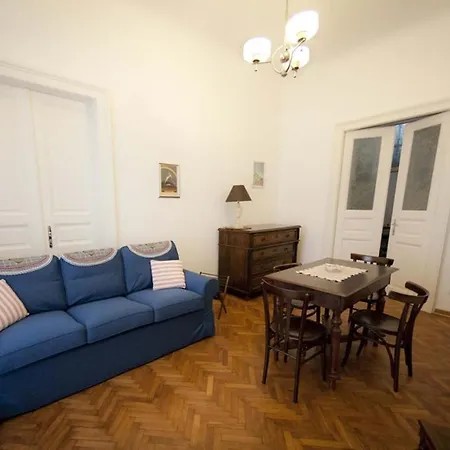 Domus Liberta 4*