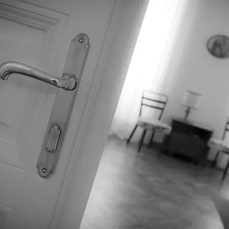 Domus Liberta - Boutique Гостевой дом 4*