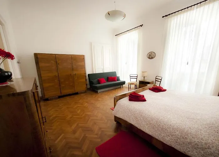 Πανσιόν Domus Liberta - Boutique